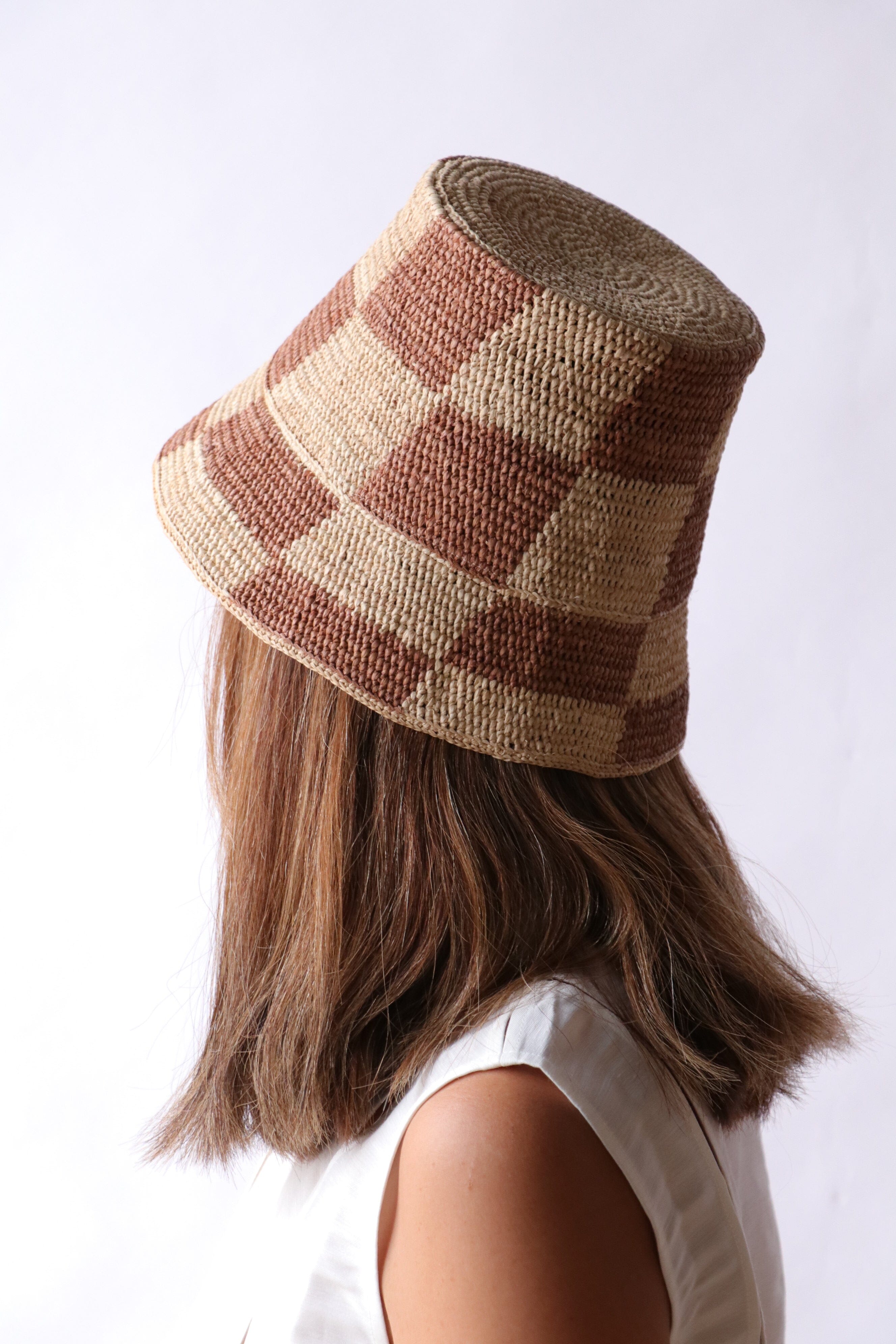 帽子 CDL Synthetic Raffia Bucket Hat Alémais Michelle Raffia Checked Bucket Hat | WE ARE ICONIC