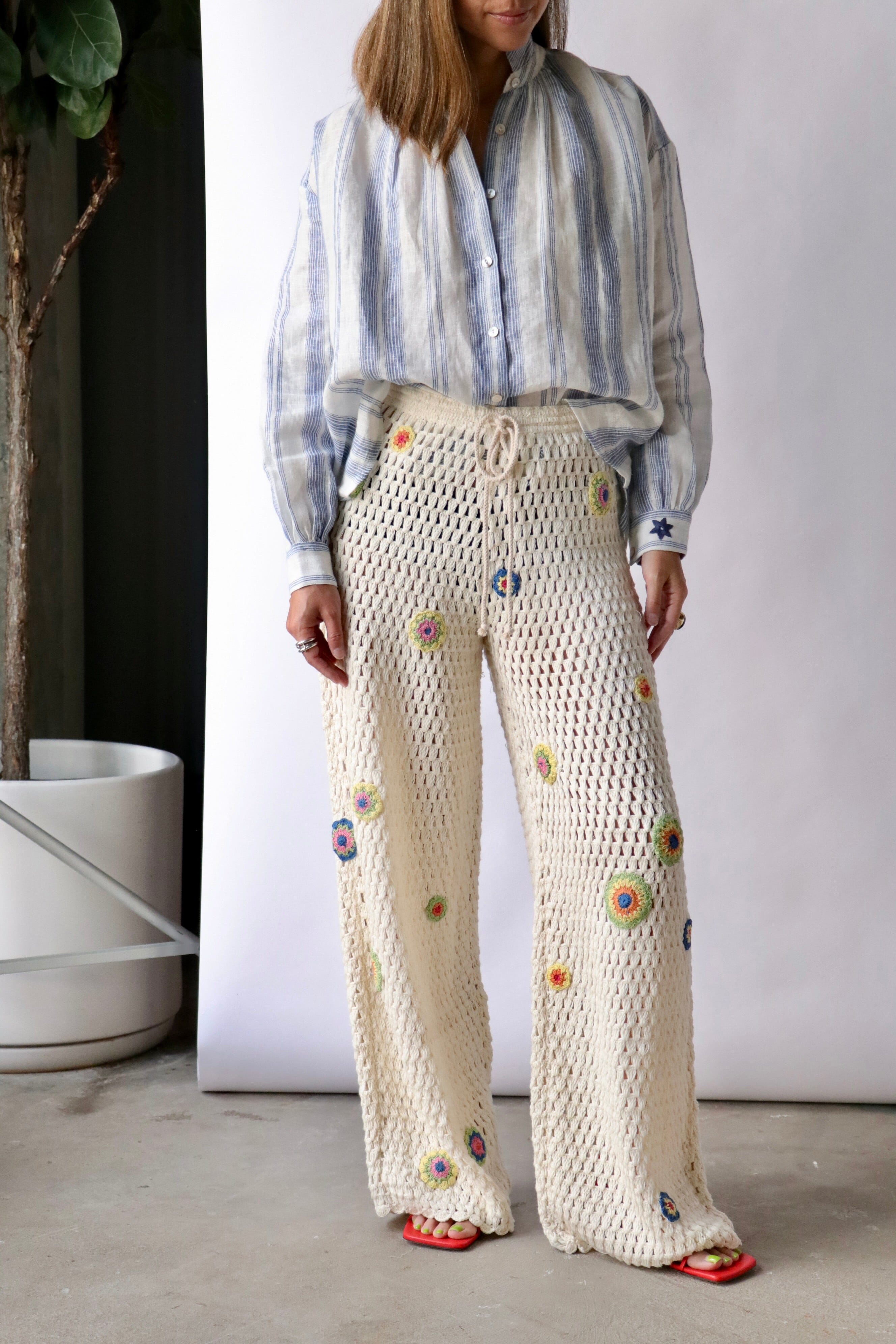 Alix of Bohemia Kiki Pacific Star Shirt in Ivory | WE ARE ICONIC