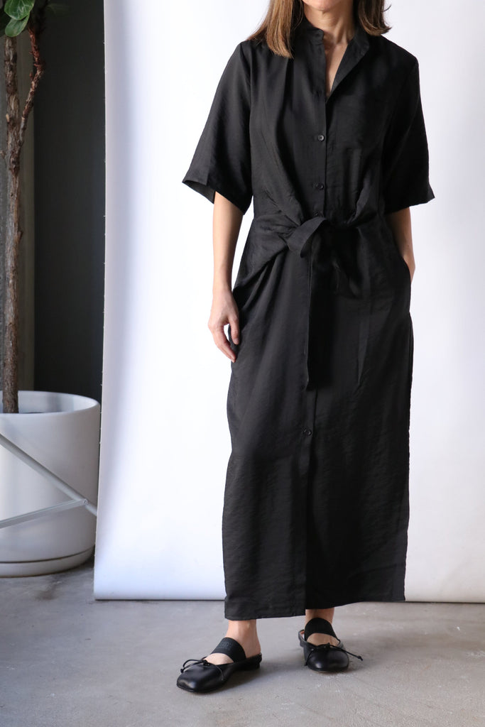 Christian Wijnants Dabika Shirt Dress in Black Dresses MM6 Maison Margiela 