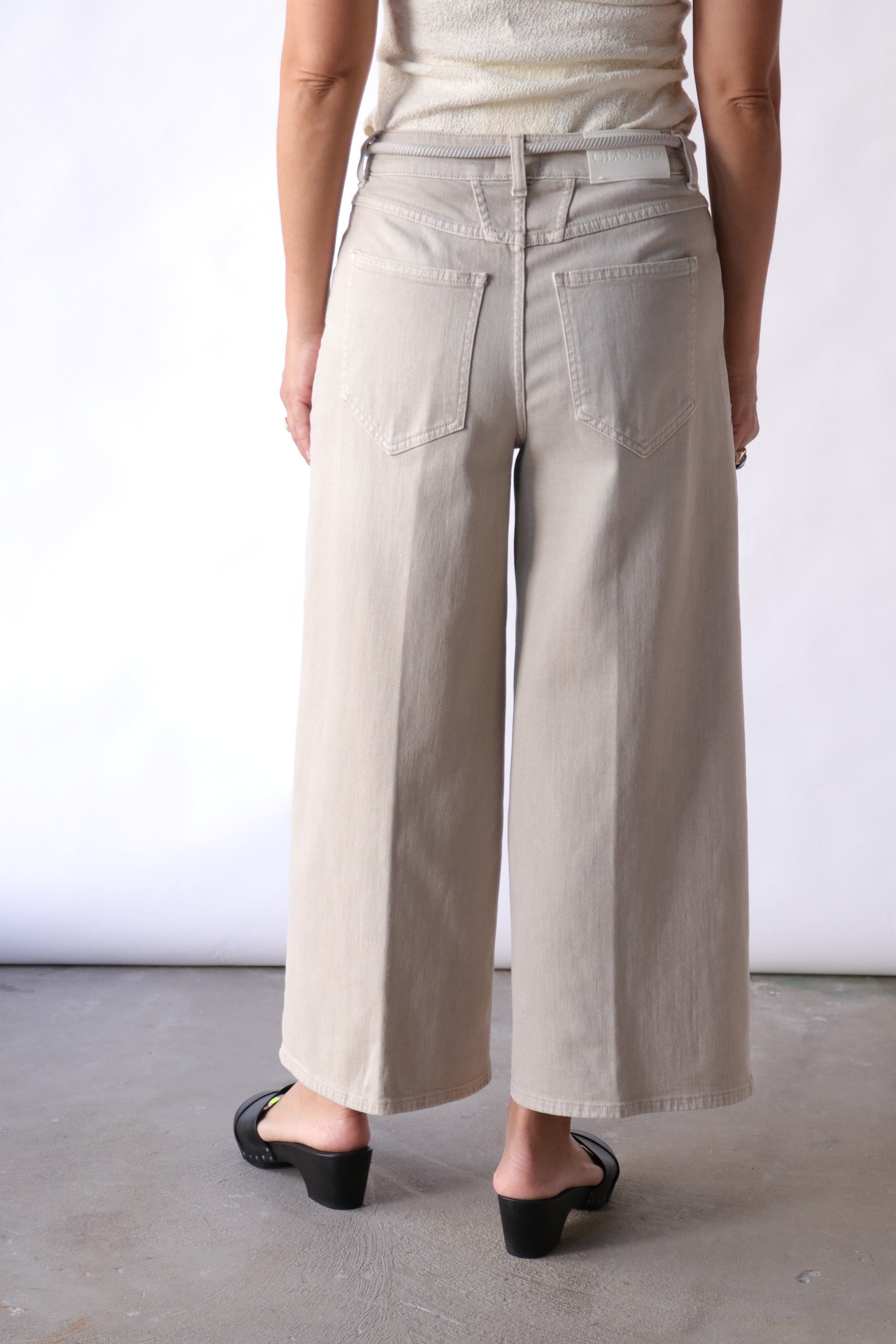 Closed Lyna Wide Jeans in Soft Beige | WE ARE ICONIC