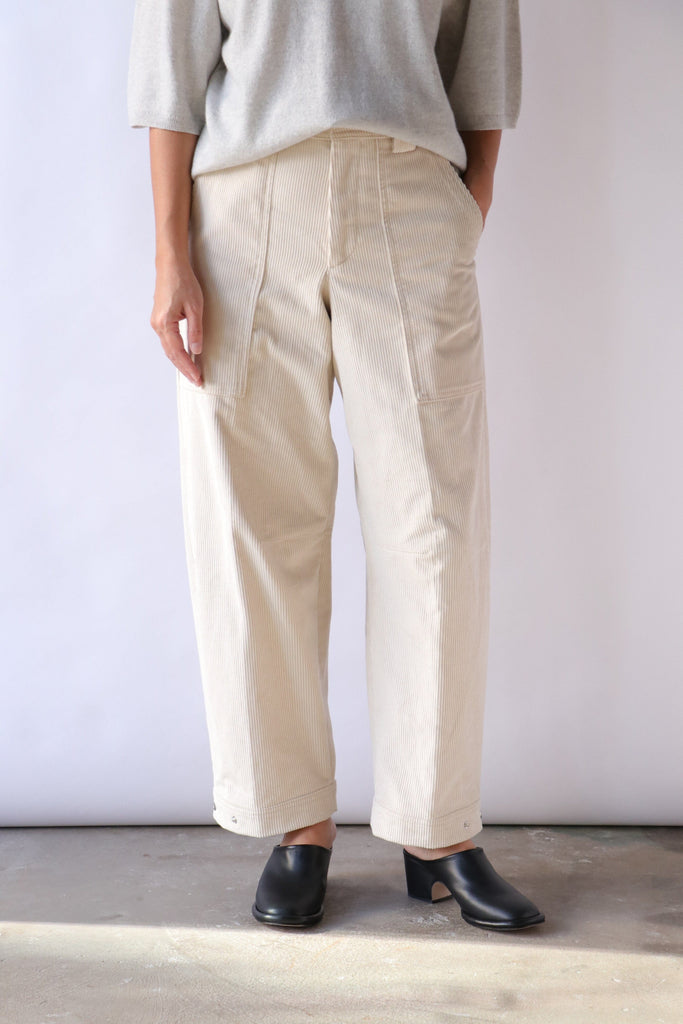 Closed Rhannon Relaxed Pants in Pearl Beige Bottoms Closed 