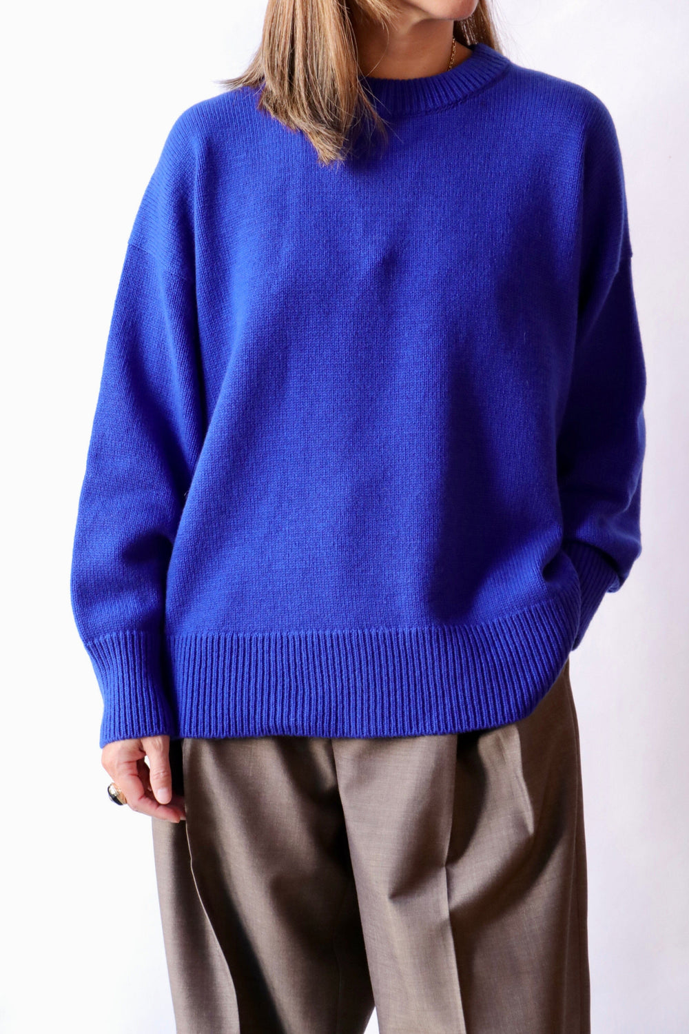 Cordera Cashmere Round-Neck Sweater in Klein | WE ARE ICONIC