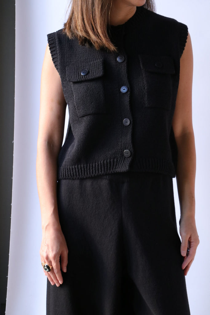 Cordera Pockets Cotton Waistcoat in Black Knitwear Cordera 