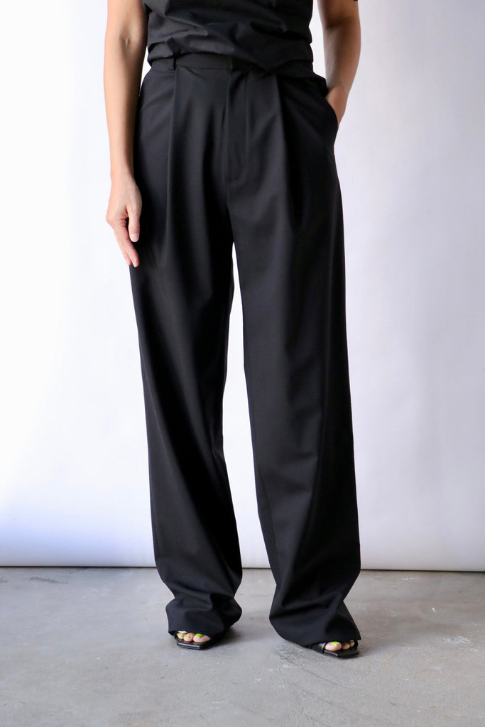 Gauchere Pants in Black Bottoms Gauchere 