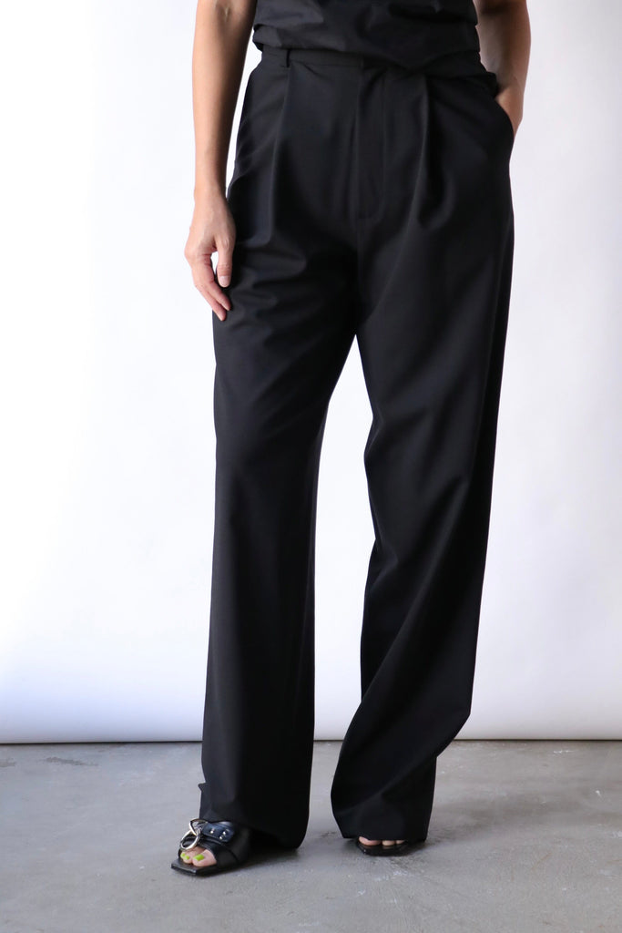 Gauchere Pants in Black Bottoms Gauchere 