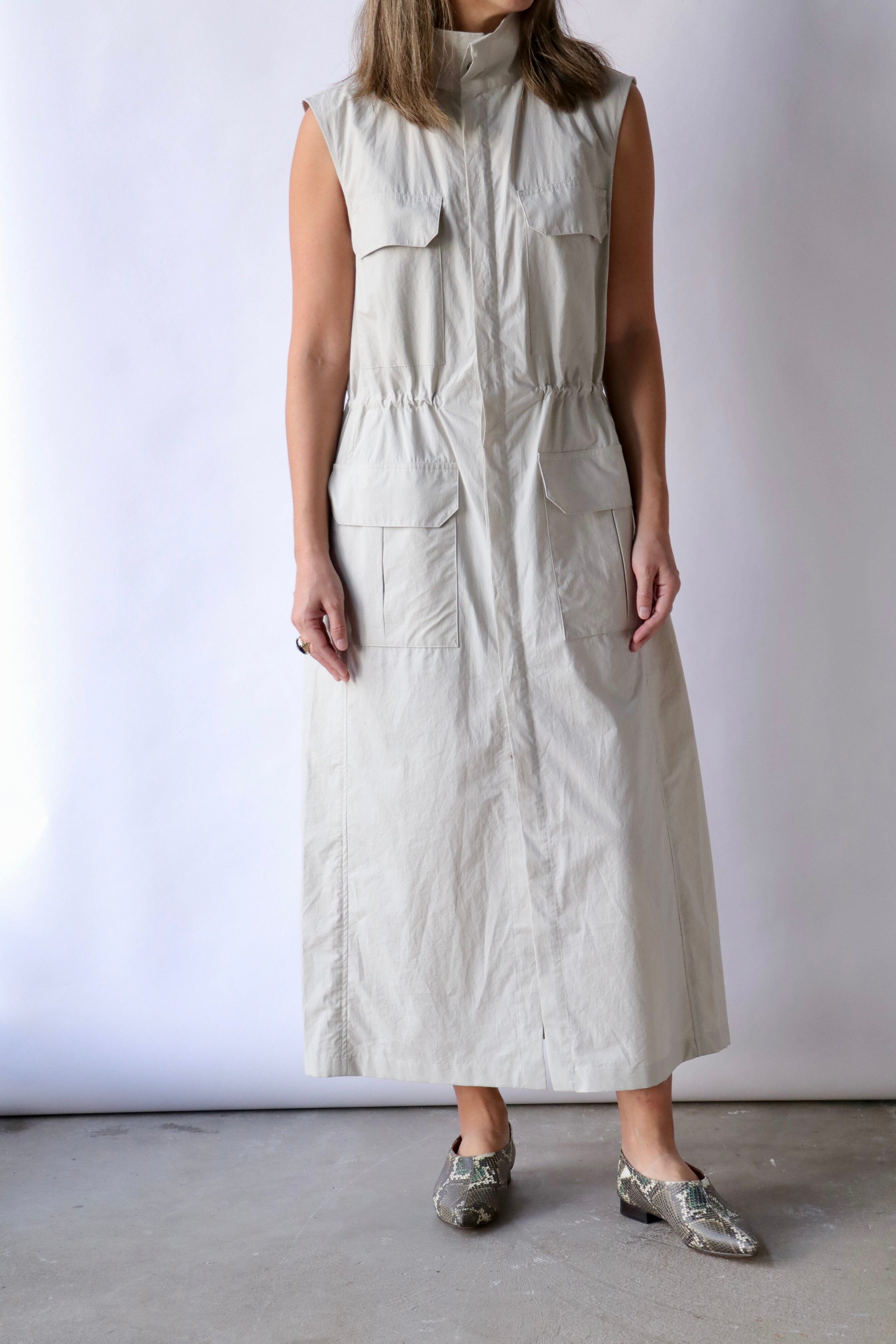 Gauchere Sleeveless Cotton Dress in Bright Grey 34