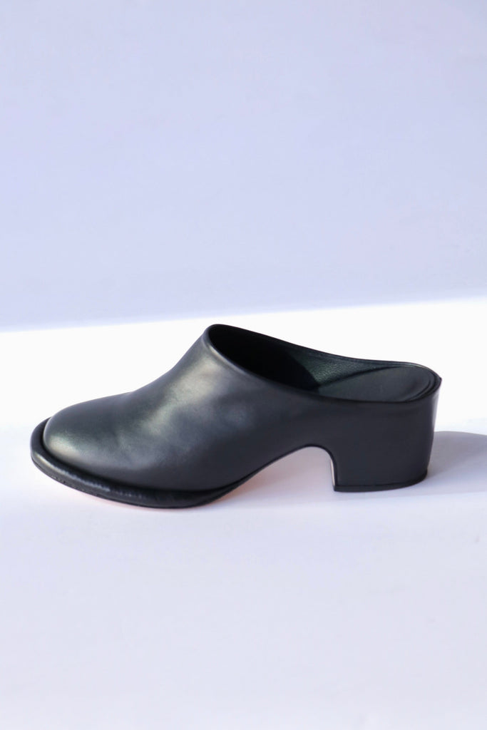 Lauren Manoogian Arch Mule in Black Shoes Lauren Manoogian 