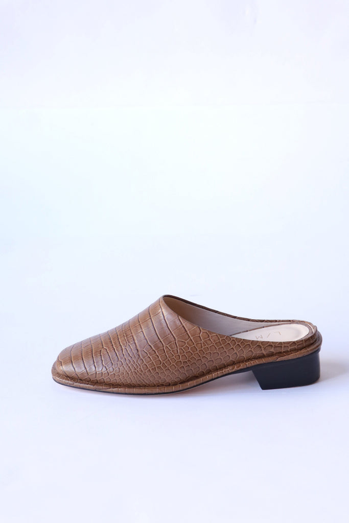Lauren Manoogian Embossed Square Mule in Tobacco Shoes Lauren Manoogian 