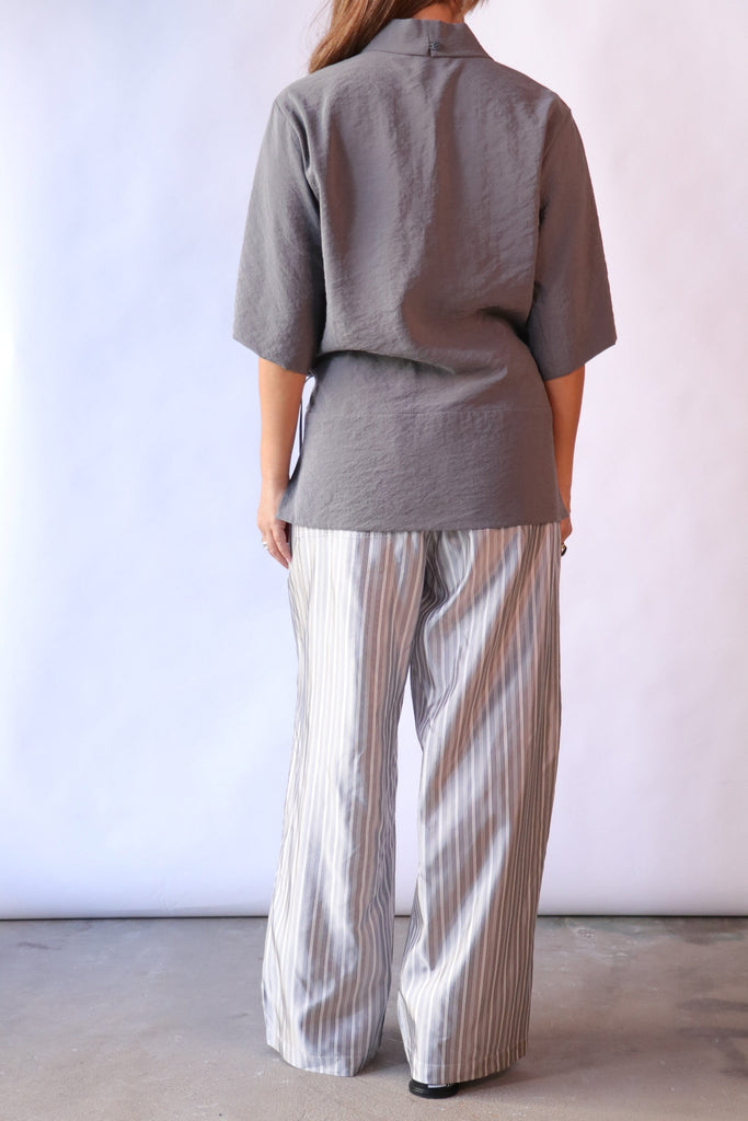 Lee Mathews Maggie SS Top in Slate tops-blouses Lee Mathews 