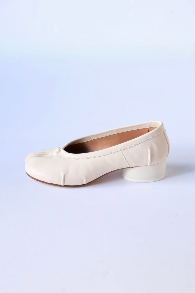 Maison Margiela Tabi new Ballerina in White Shoes Maison Margiela 