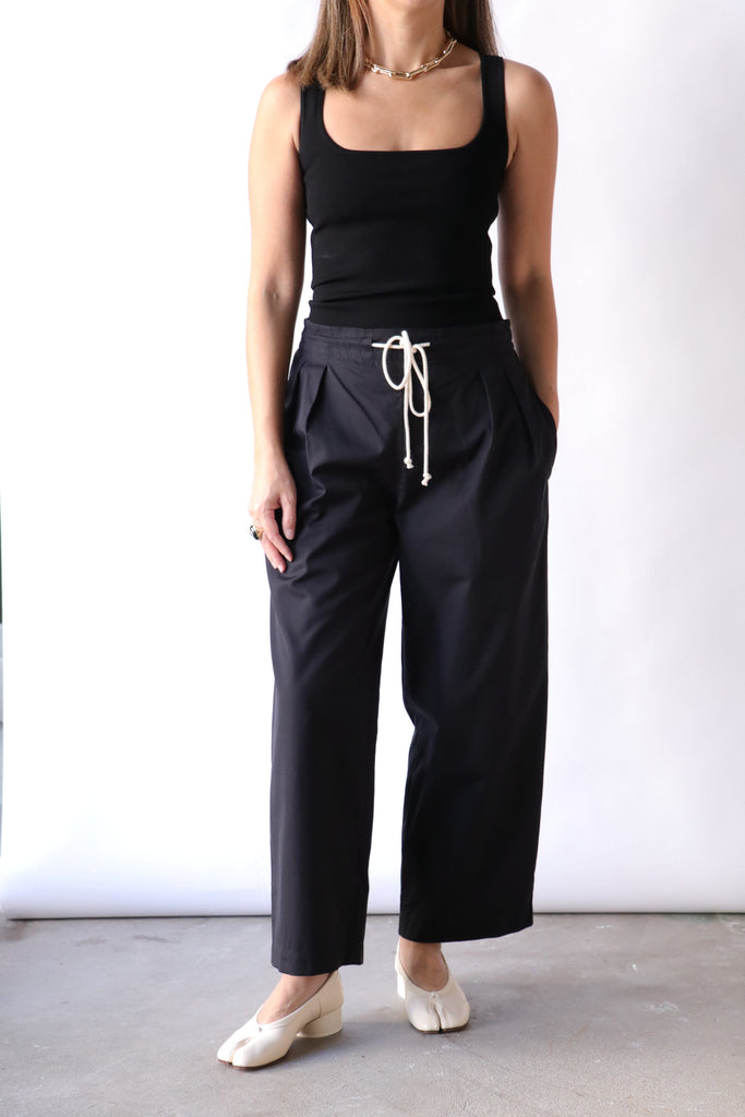 Maria McManus Drawstring Pleat Front Pant in Black Bottoms Maria McManus 