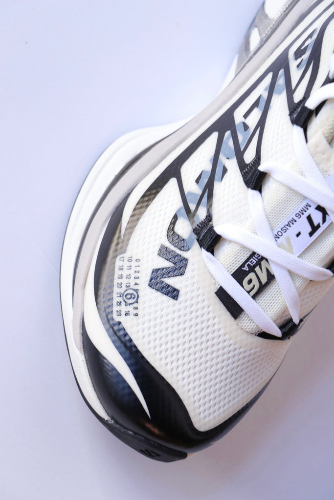 MM6 Maison Margiela x Salomon XT in SVanilla Ice/Black/Green Haze Shoes MM6 Maison Margiela 