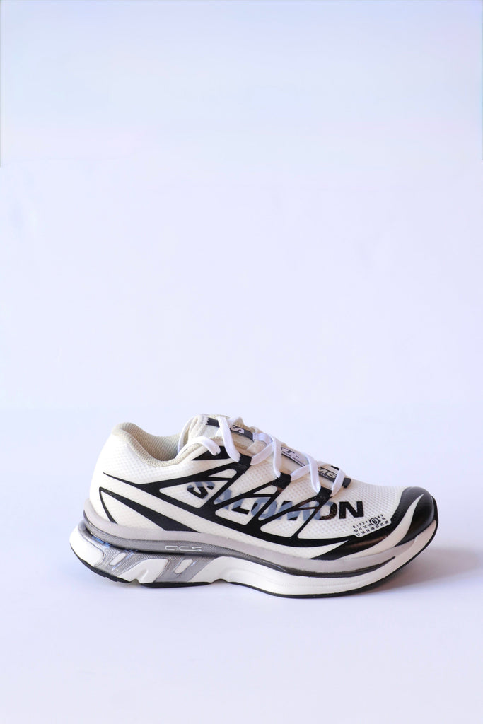 MM6 Maison Margiela x Salomon XT in SVanilla Ice/Black/Green Haze Shoes MM6 Maison Margiela 