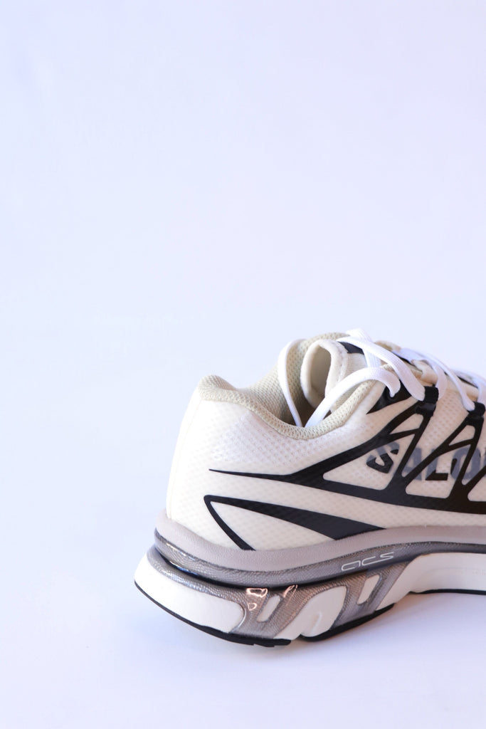 MM6 Maison Margiela x Salomon XT in SVanilla Ice/Black/Green Haze Shoes MM6 Maison Margiela 
