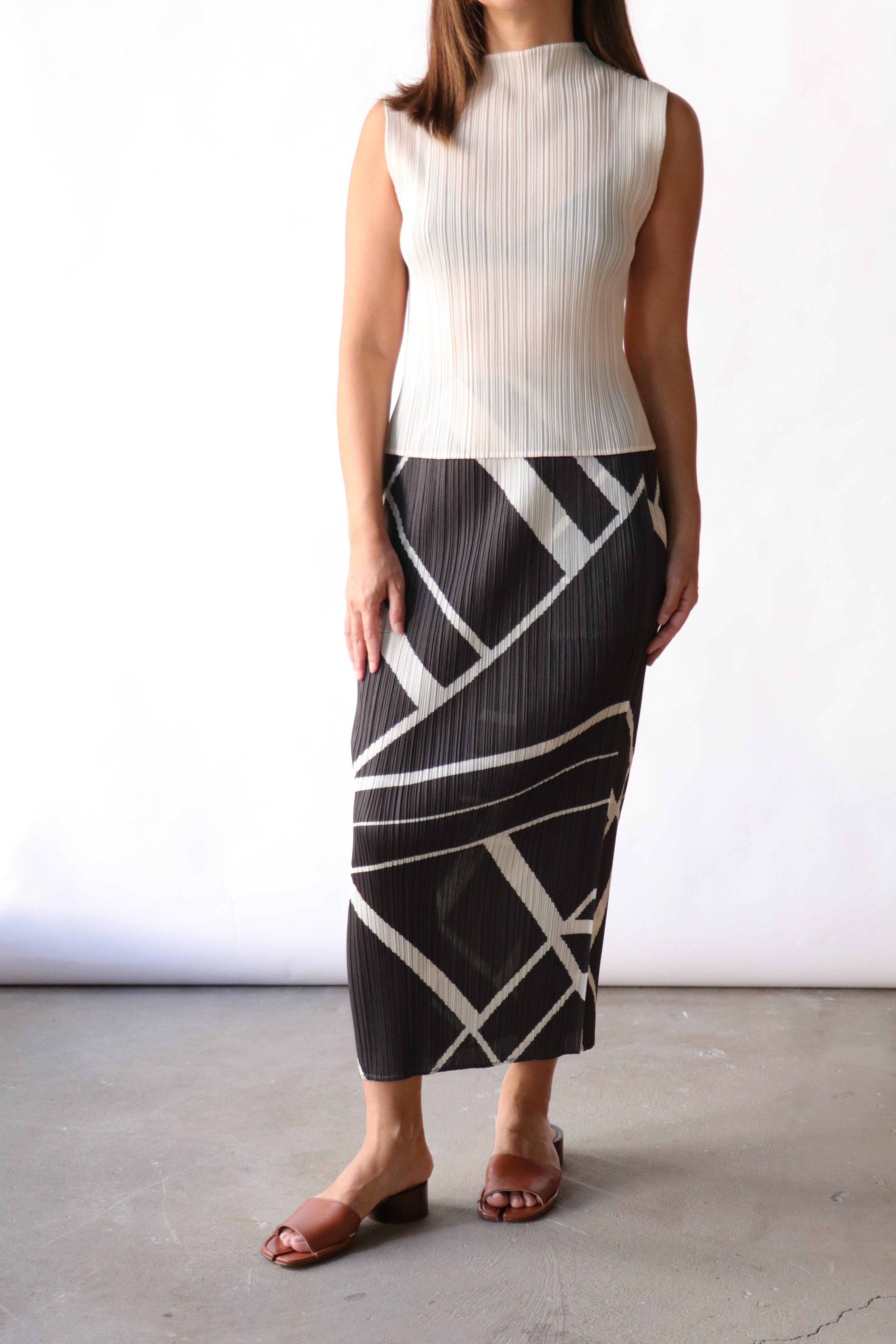 Pleats Please by Issey Miyake | WE ARE ICONIC