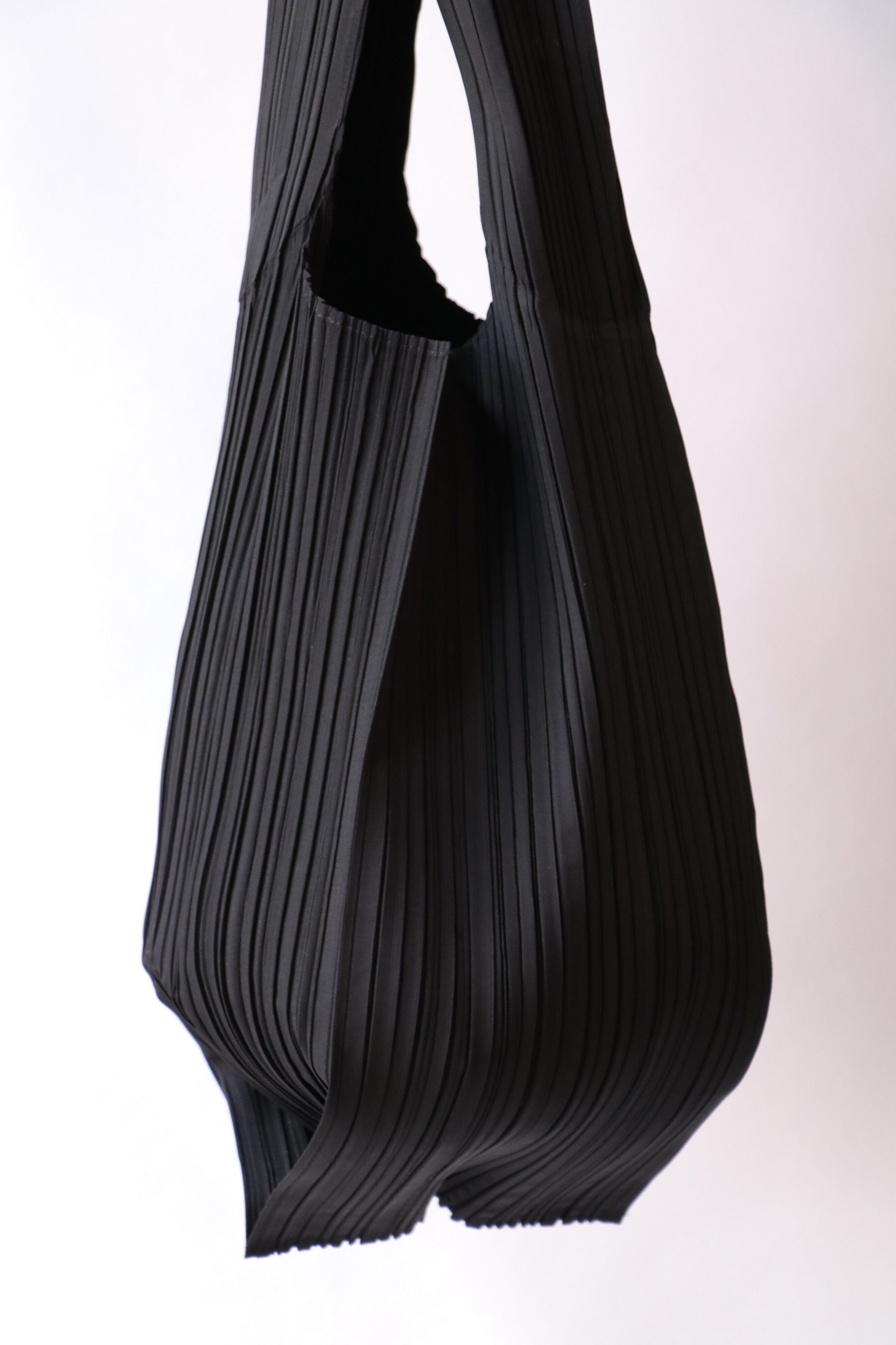 Pleats Please Issey Miyake Shift Pleats Bag in Black | WE ARE ICONIC