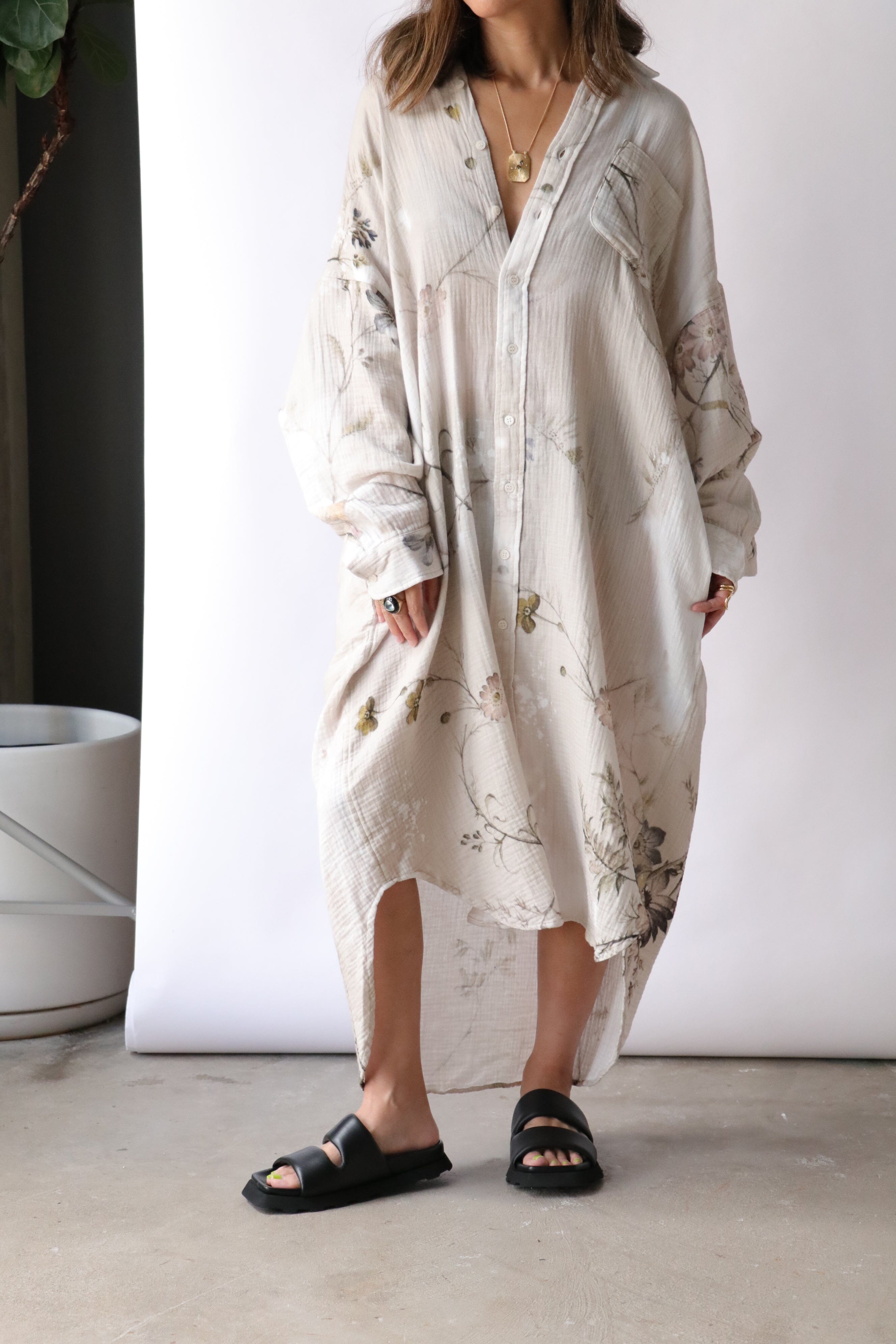 R13 Jumbo Shirtdress in Bleached Cream Floral | WE ARE ICONIC