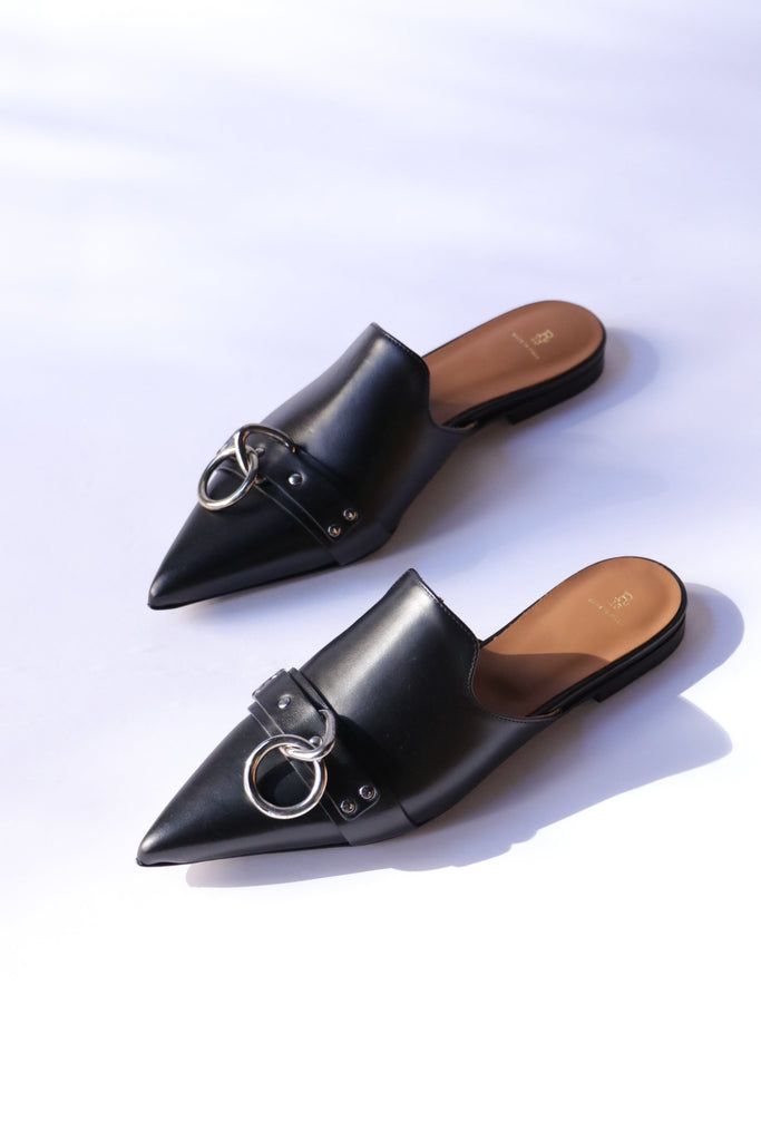 R13 Pointed Toe Slide w/ Ring in Black Shoes R13 