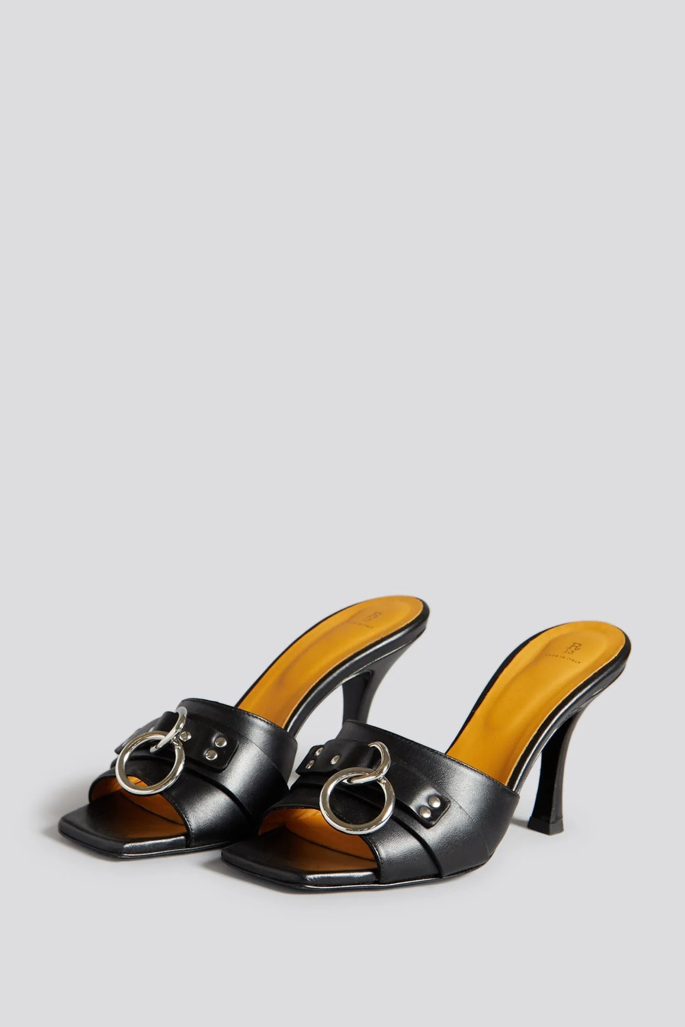 r13-sid-heeled-harness-slide-