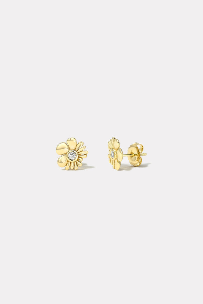 Retrouvai Petite Bonded Flower Studs Jewelry Retrouvai 