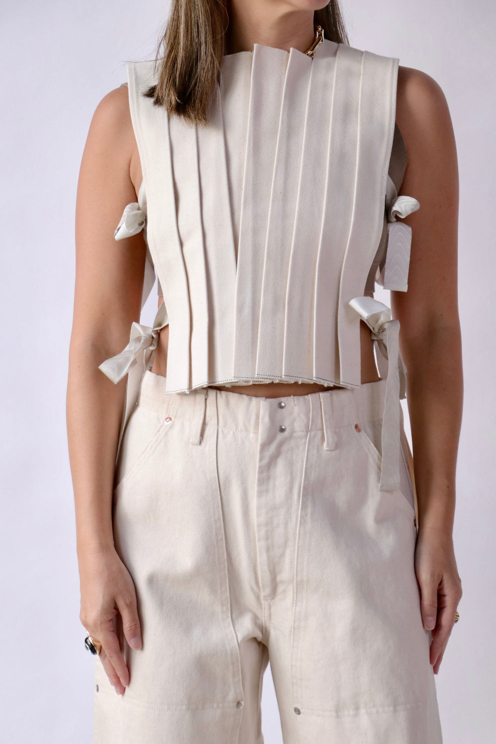 UNOF PLEATS TANK TOP Tanaka One-Peace Pleated Tank in White