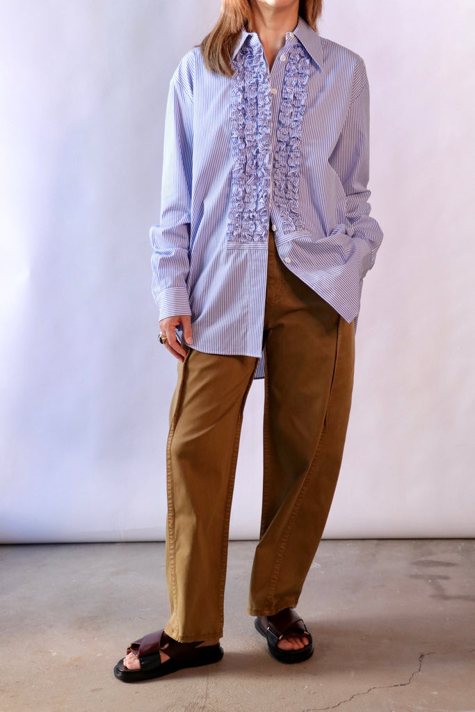 Tibi Garment Dyed Stretch Twill Tuck Pant in Dark Tan Bottoms Tibi 