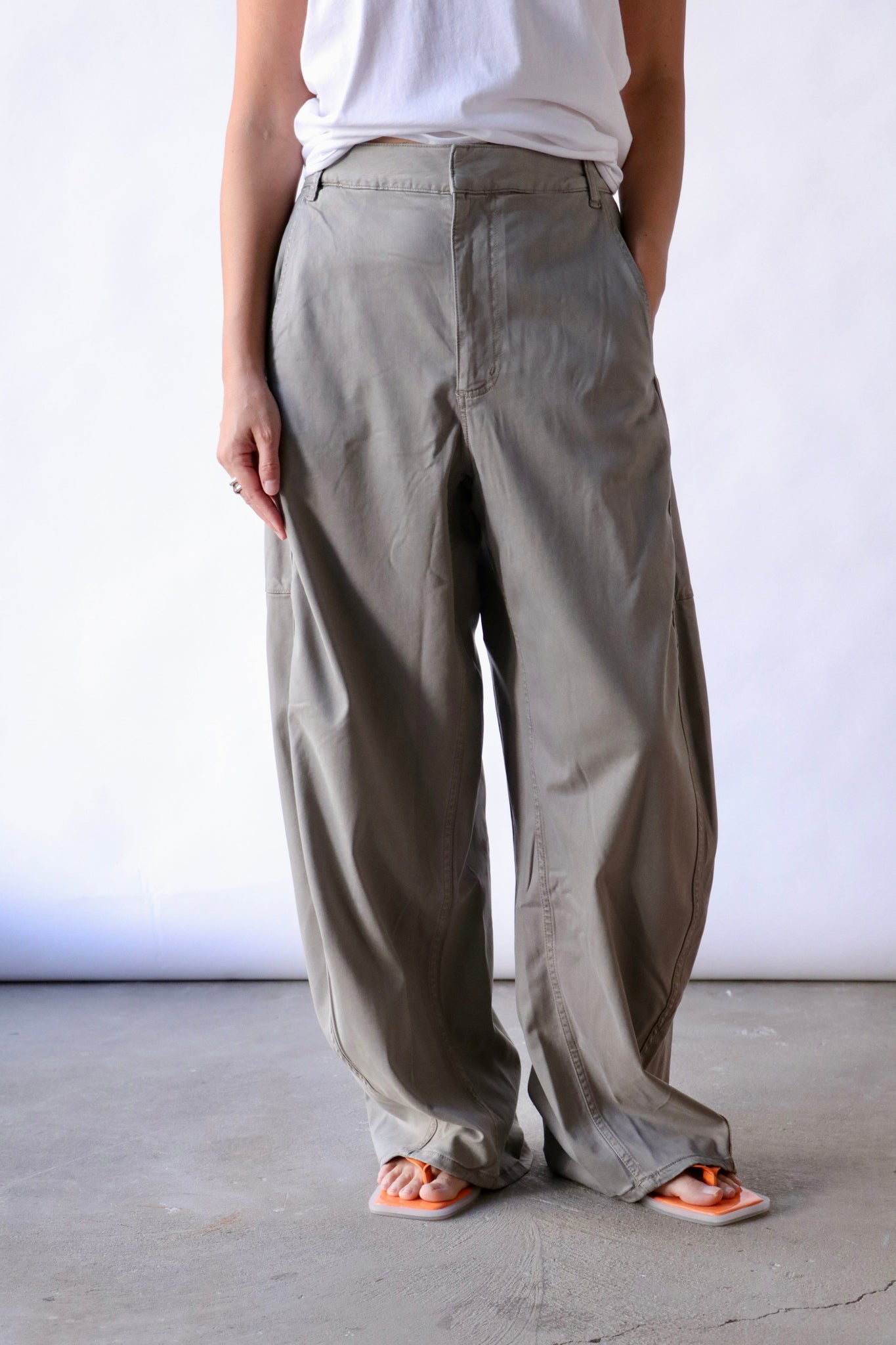 Tibi Reactive Vintage Garment Dyed Stretch Twill Sid Pant in Pewter Bottoms Tibi 
