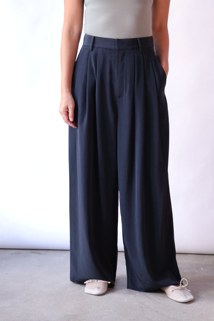 Tibi Relaxed Suiting Triple Pleat Pant in Navy Bottoms Tibi 