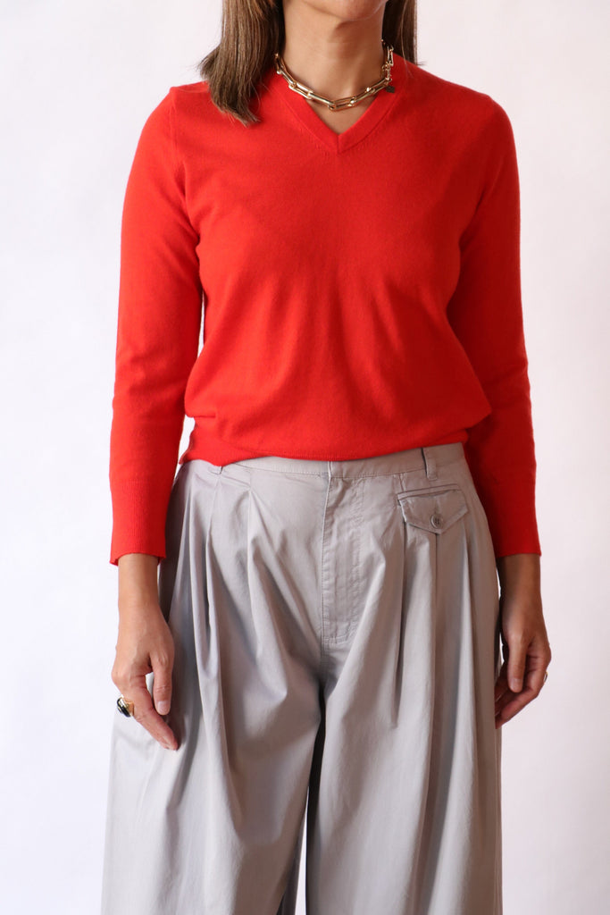 Tibi Skinlike Mercerized Wool Shrunken V-Neck Sweater in Red Knitwear Tibi 
