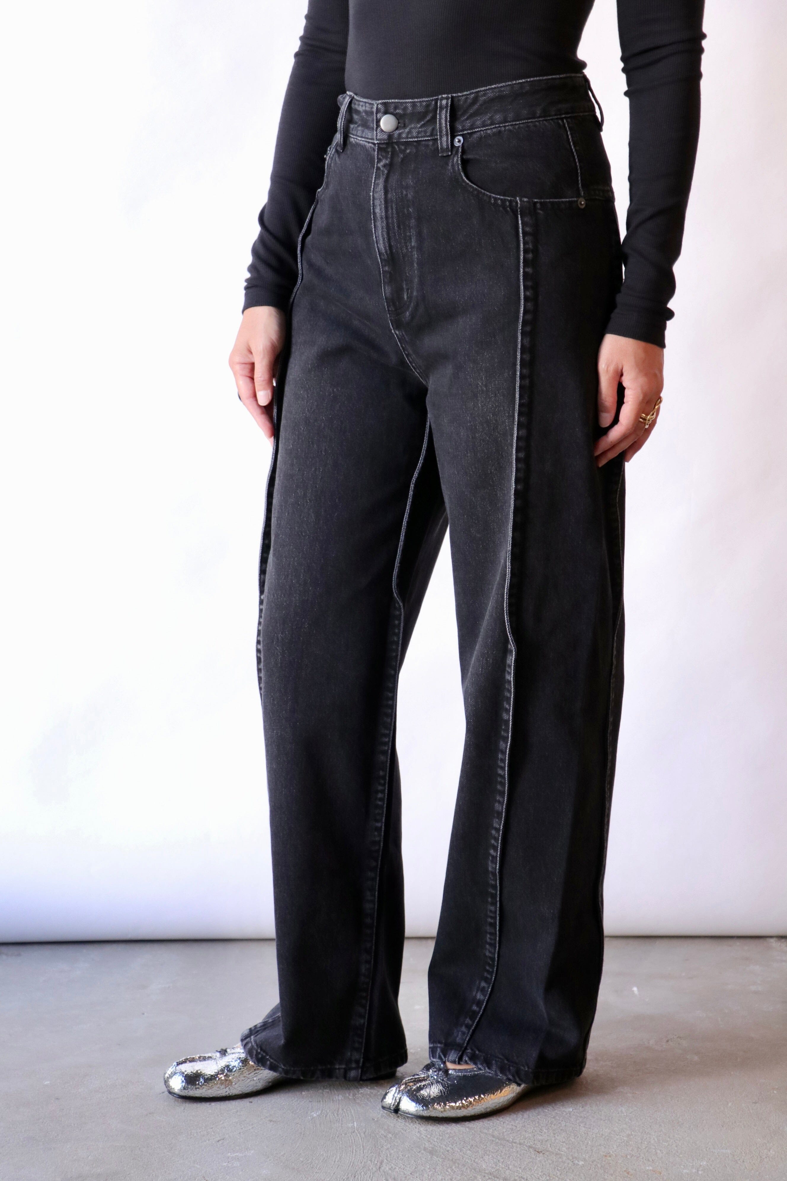 Tibi Vintage Black Denim Tuck Jean in Vintage Black | WE ARE ICONIC