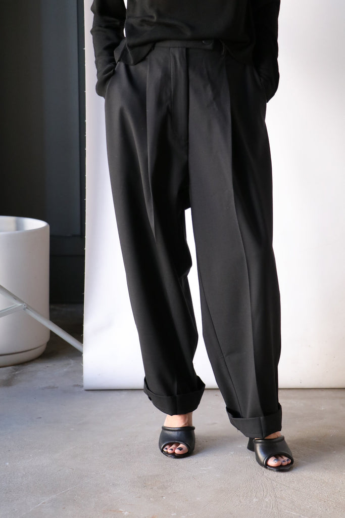 Cordera Tailoring Masculine Pant in Black Bottoms Cordera 