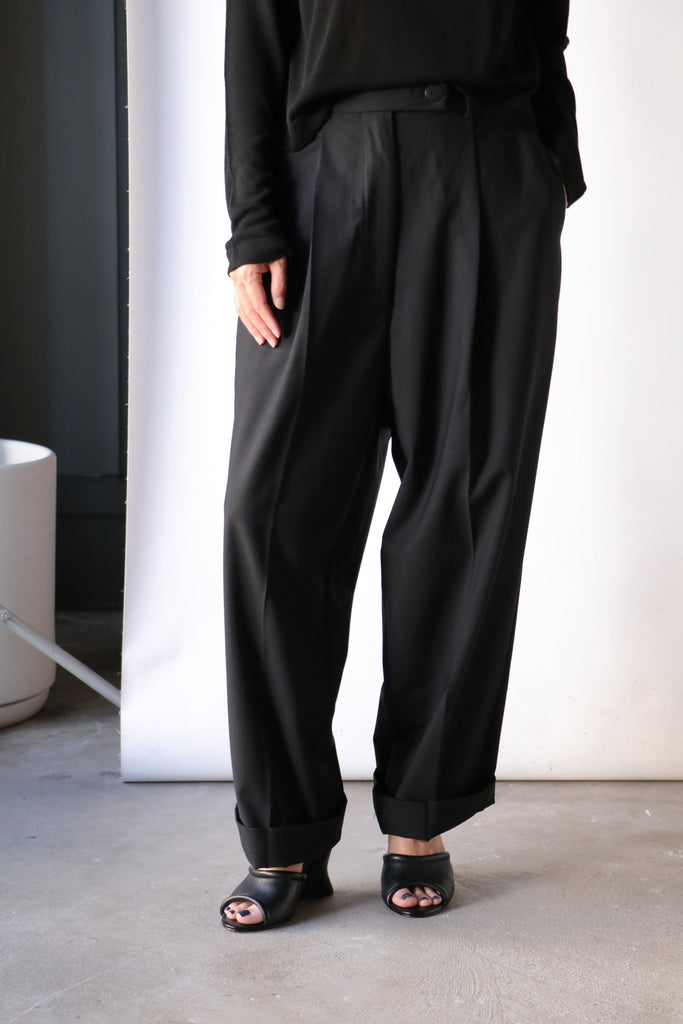 Cordera Tailoring Masculine Pant in Black Bottoms Cordera 