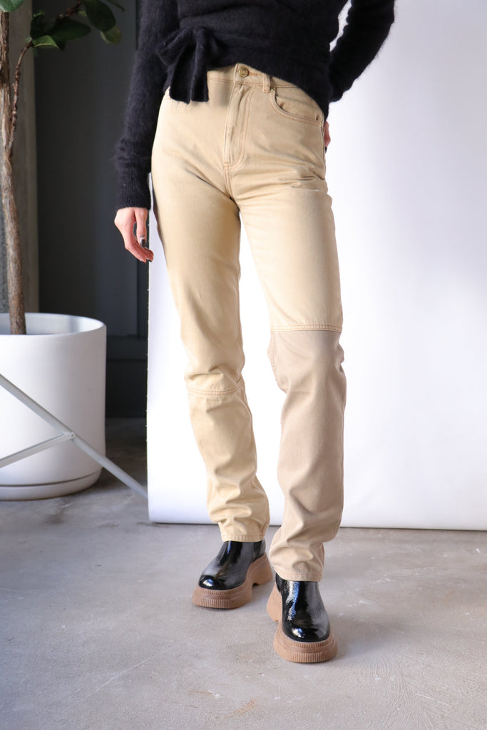 Ganni Overdyed Cutline Swigy in Petrified Oak Bottoms Ganni 
