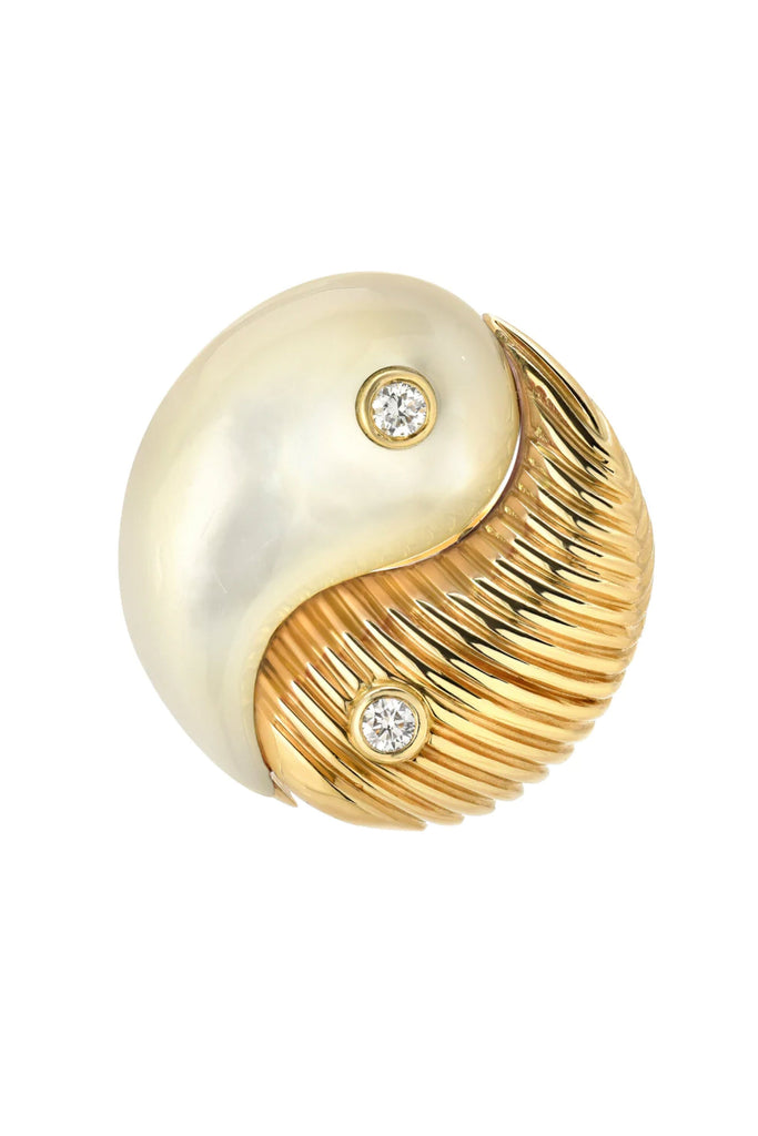 Retrouvai Tin Yang Ring in White Mother of Pearl Jewelry Retrouvai 