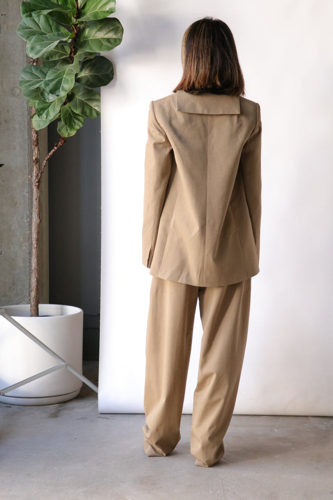 Tibi Refined Wool Tricotine Suiting Blazer in Dark Tan Outerwear Tibi 