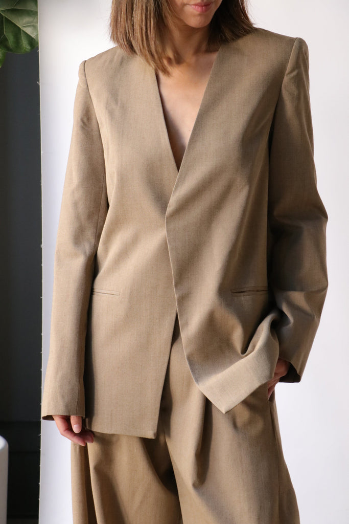 Tibi Refined Wool Tricotine Suiting Blazer in Dark Tan Outerwear Tibi 