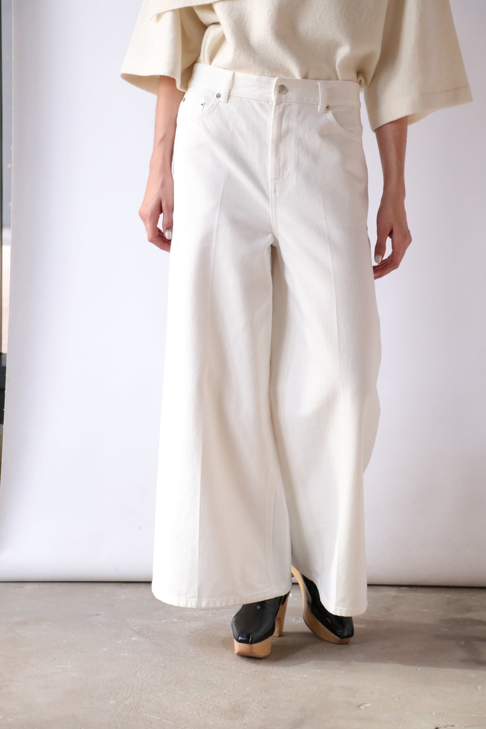 Petite White Linen Blend Wide Leg Trousers | New Look